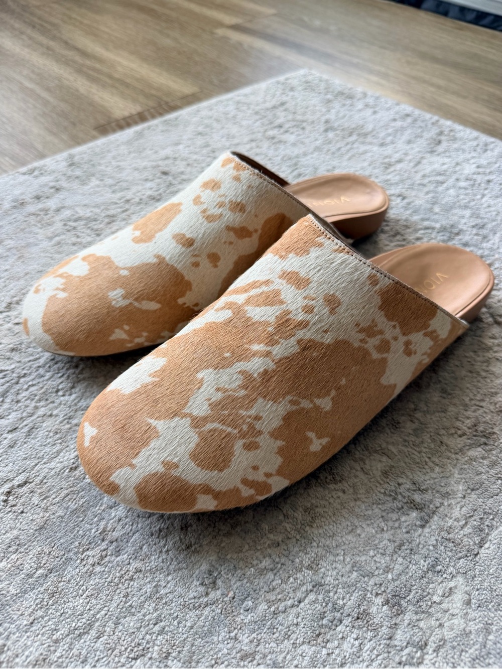 NEW Vionic Opal Mules Cow Hair Print Orthotic Support Shoes Women's US 11